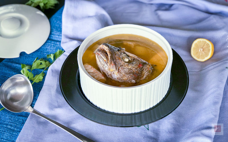 Ψαροκεφαλή σούπα κλασική ελληνική