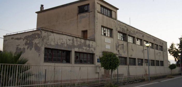 Μεσολόγγι: Σε άθλια κατάσταση το 1ο Γυμνάσιο – «Η Παλαμαϊκή Σχολή είναι παραγκούπολη» λένε οι μαθητές