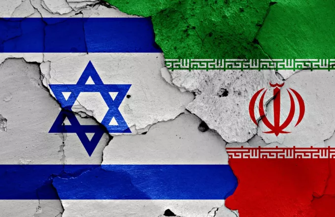 Με κομμένη την ανάσα αναμένεται η αντίδραση του Ιράν στο χτύπημα του Ισραήλ